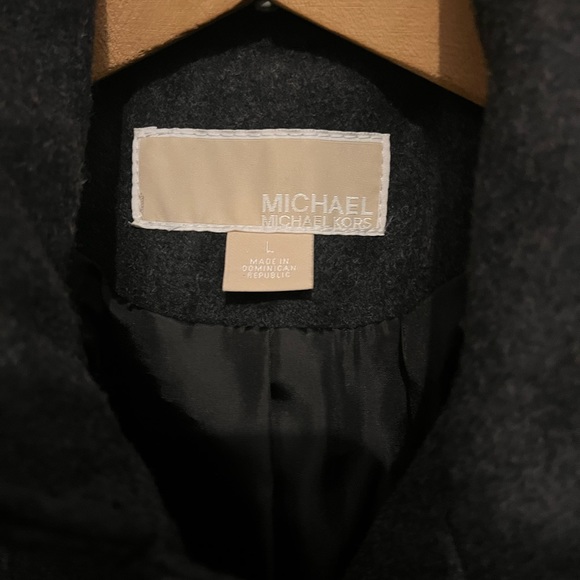 MICHAEL KORS New wool blended fitted coat. - Picture 7 of 11